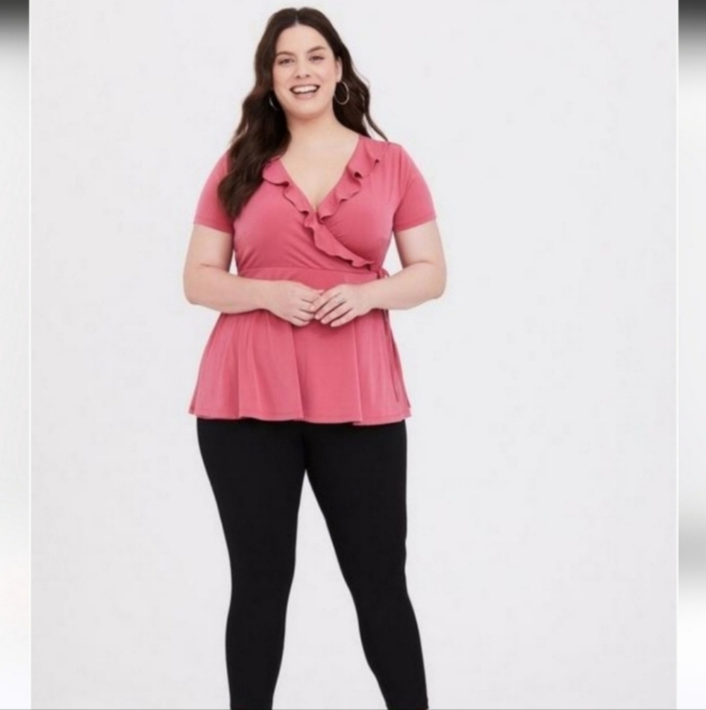 Like new 2x torrid studio Knit Surplice Ruffle Wrap Top